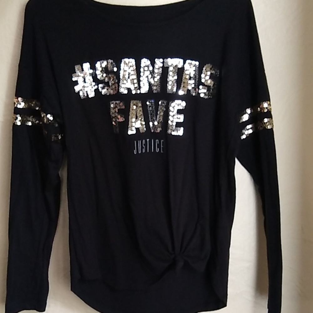 💙A Girls holiday shirt.